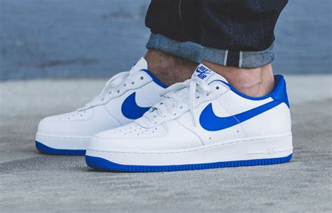 nike air force weiss navy blue hautfatbe sohle|nike air force 1 low swoosh.